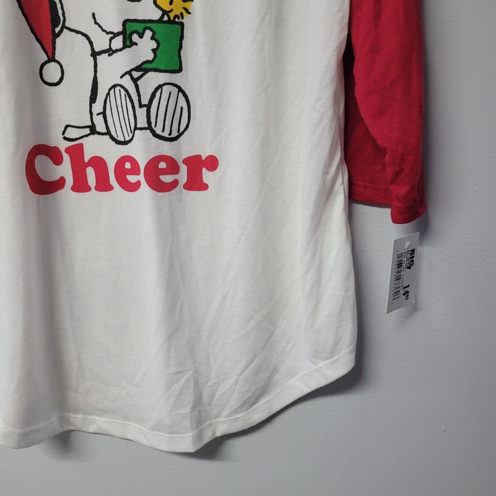 Peanuts Snoopy Holiday Cheer Raglan Shirt Womens‎ Large Red White Christmas Top - Picture 5 of 7